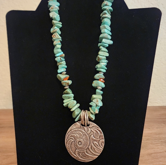 Coldwater Creek Turquoise Necklace with Silver Medallion - Picture 3 of 3